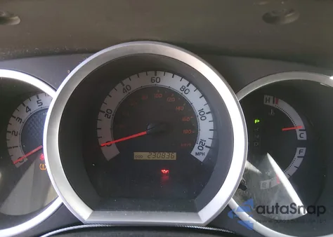 2013 Toyota Tacoma z USA, uszkodzony, nr VIN 5TFNX4CN7DX031310